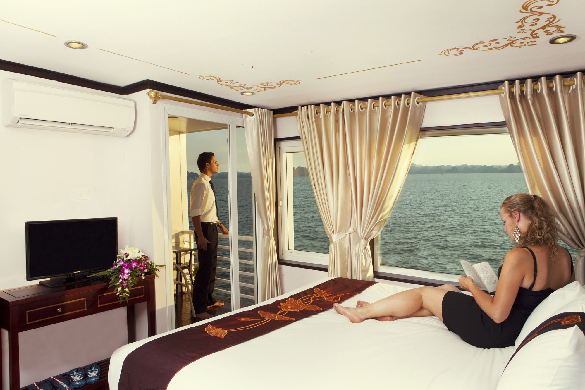 Huong Hai Sealife Cruise Ha Long Exterior photo