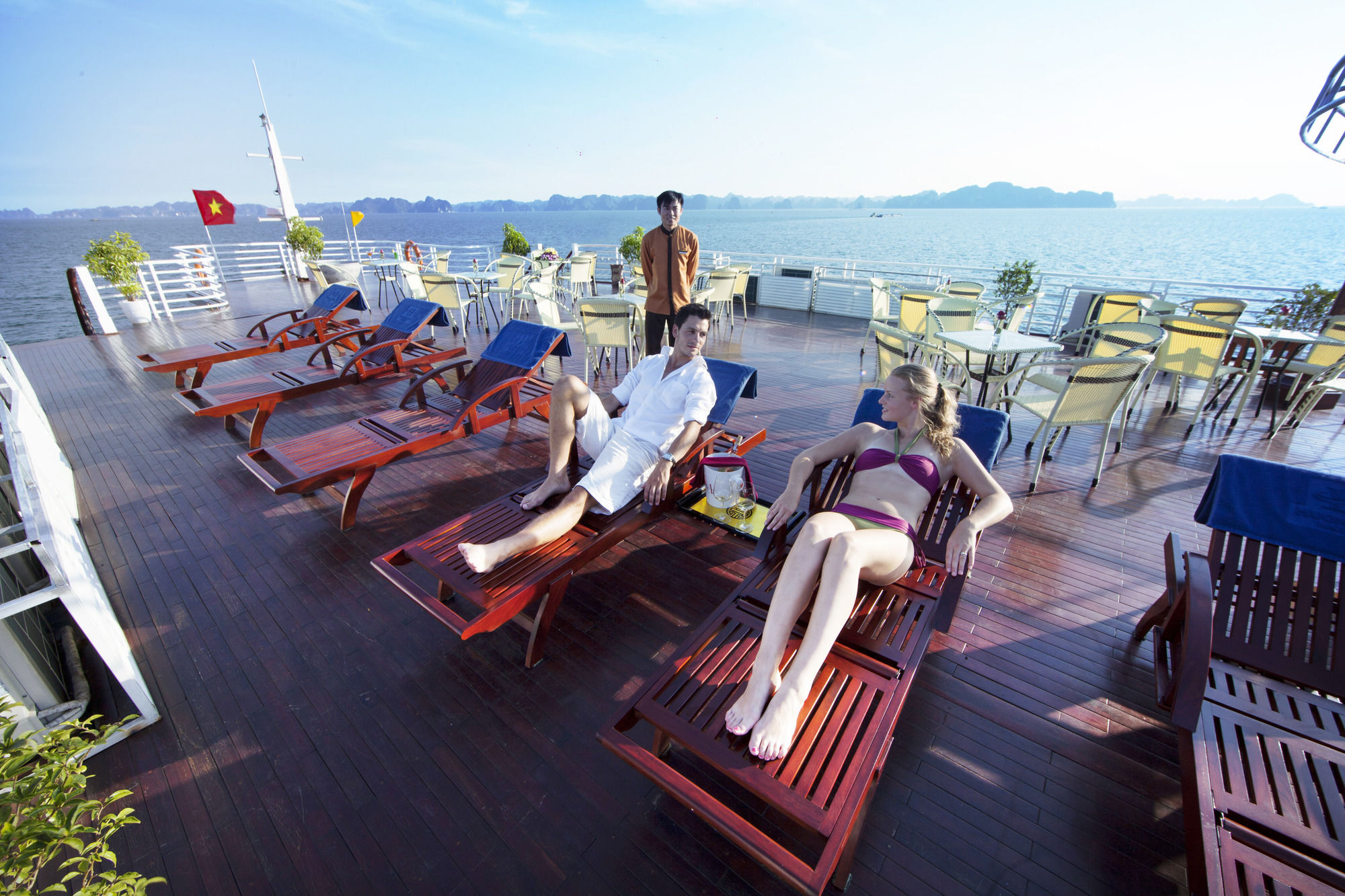 Huong Hai Sealife Cruise Ha Long Exterior photo